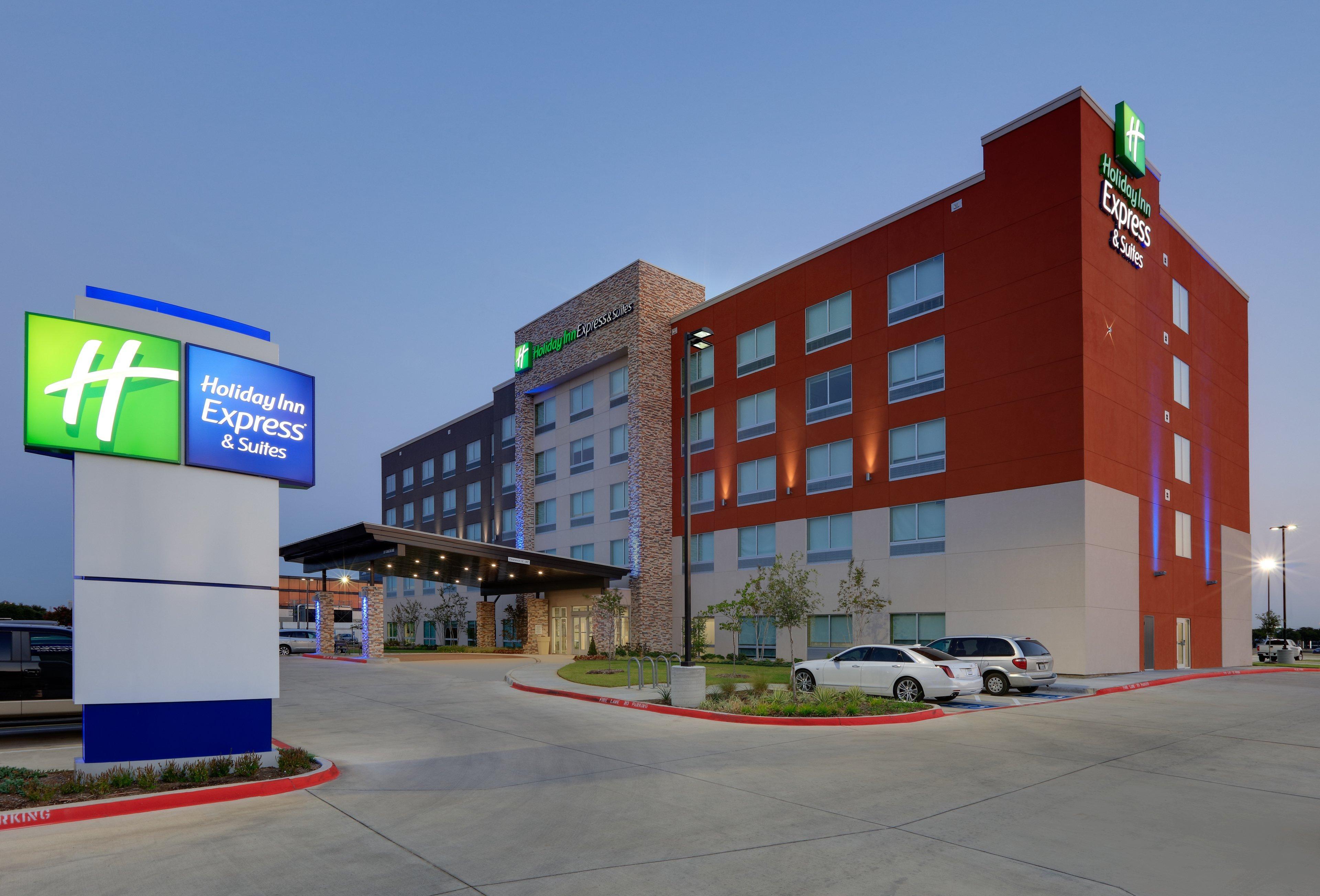 Holiday Inn Express & Suites - Dallas Nw Hwy - Love Field By Ihg Exteriör bild