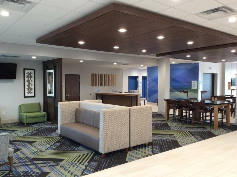 Holiday Inn Express & Suites - Dallas Nw Hwy - Love Field By Ihg Exteriör bild
